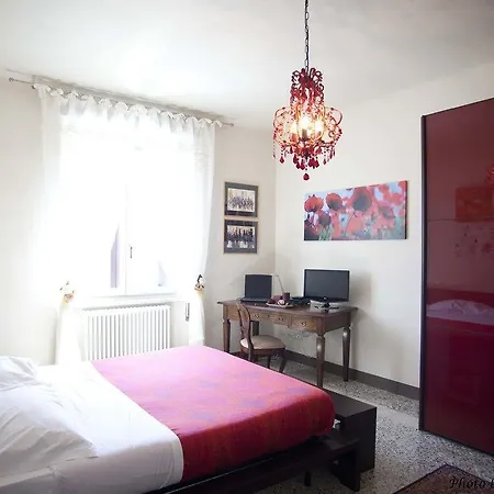 B&B Guerrazzi Bed & Breakfast Pisa